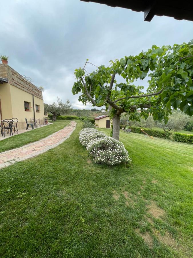 Agriturismo La Rustica Pianella  Exterior foto